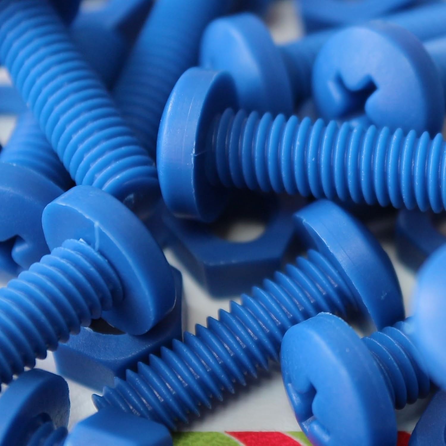 20 x Blue Pan Head Screws Polypropylene (PP) Plastic Nuts and Bolts, Washers, M6 x 20mm - Image 3