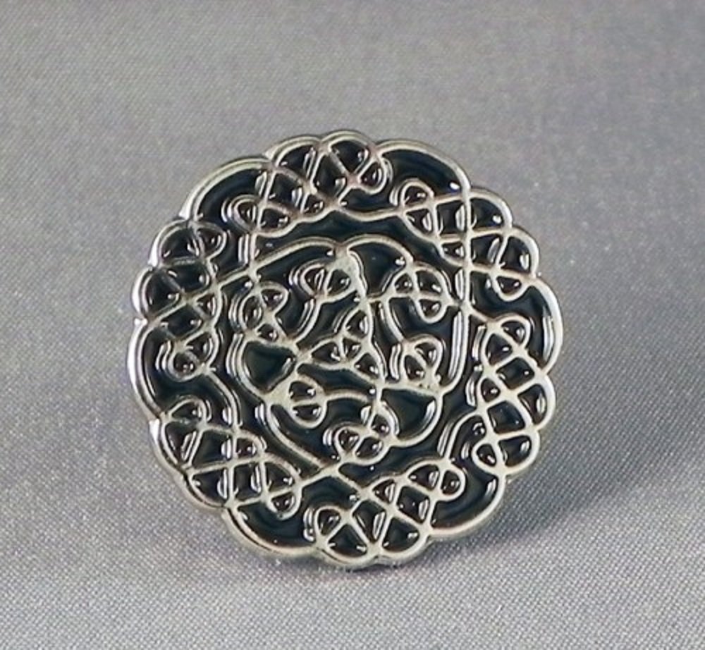Metal Enamel Pin Badge Celtic Knot Decorative Knot (V2)