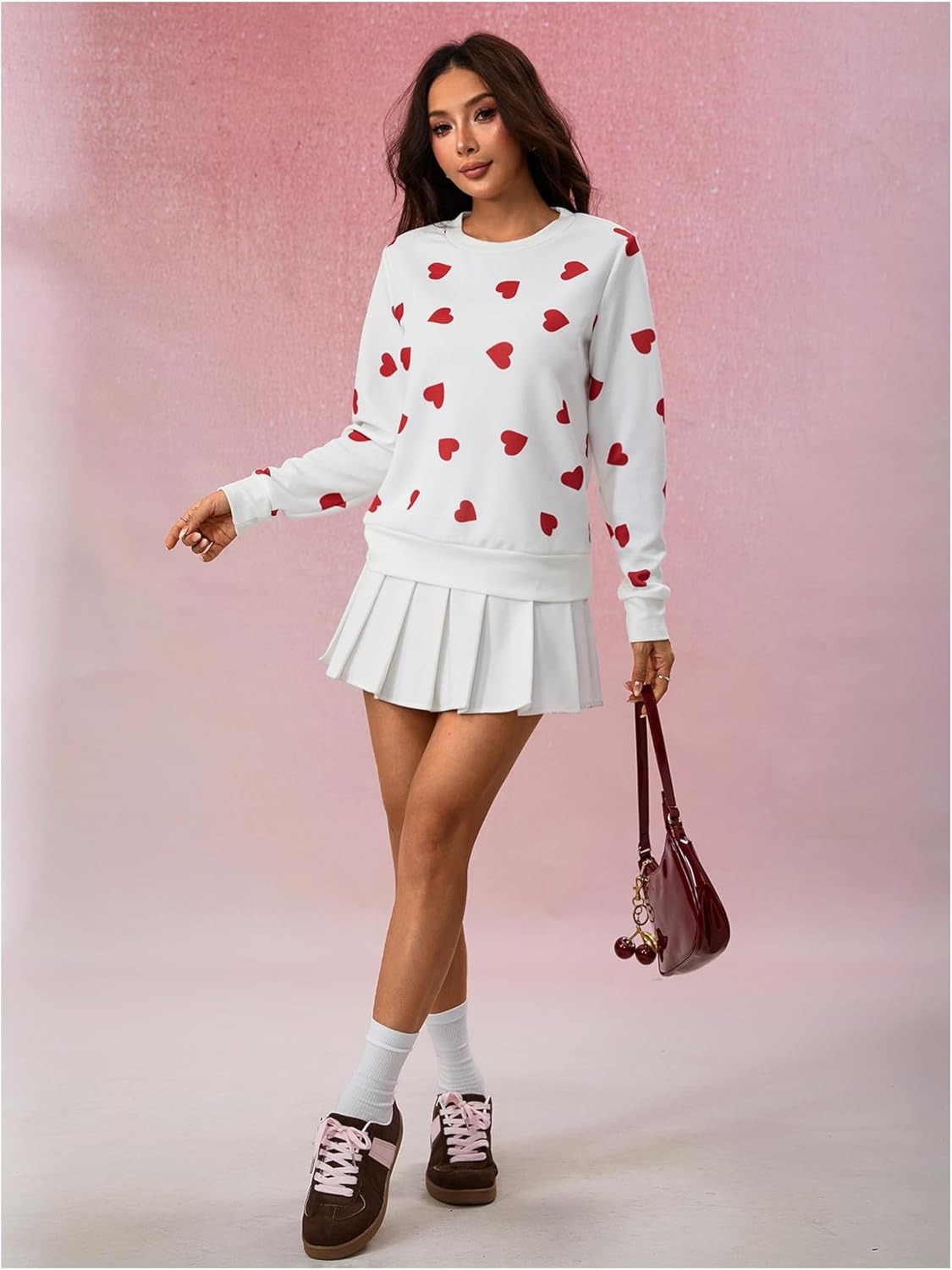 SweatyRocks Women's Heart Graphic Sweatshirts Cute Long Sleeve Crewneck Pullover Tops - Image 4