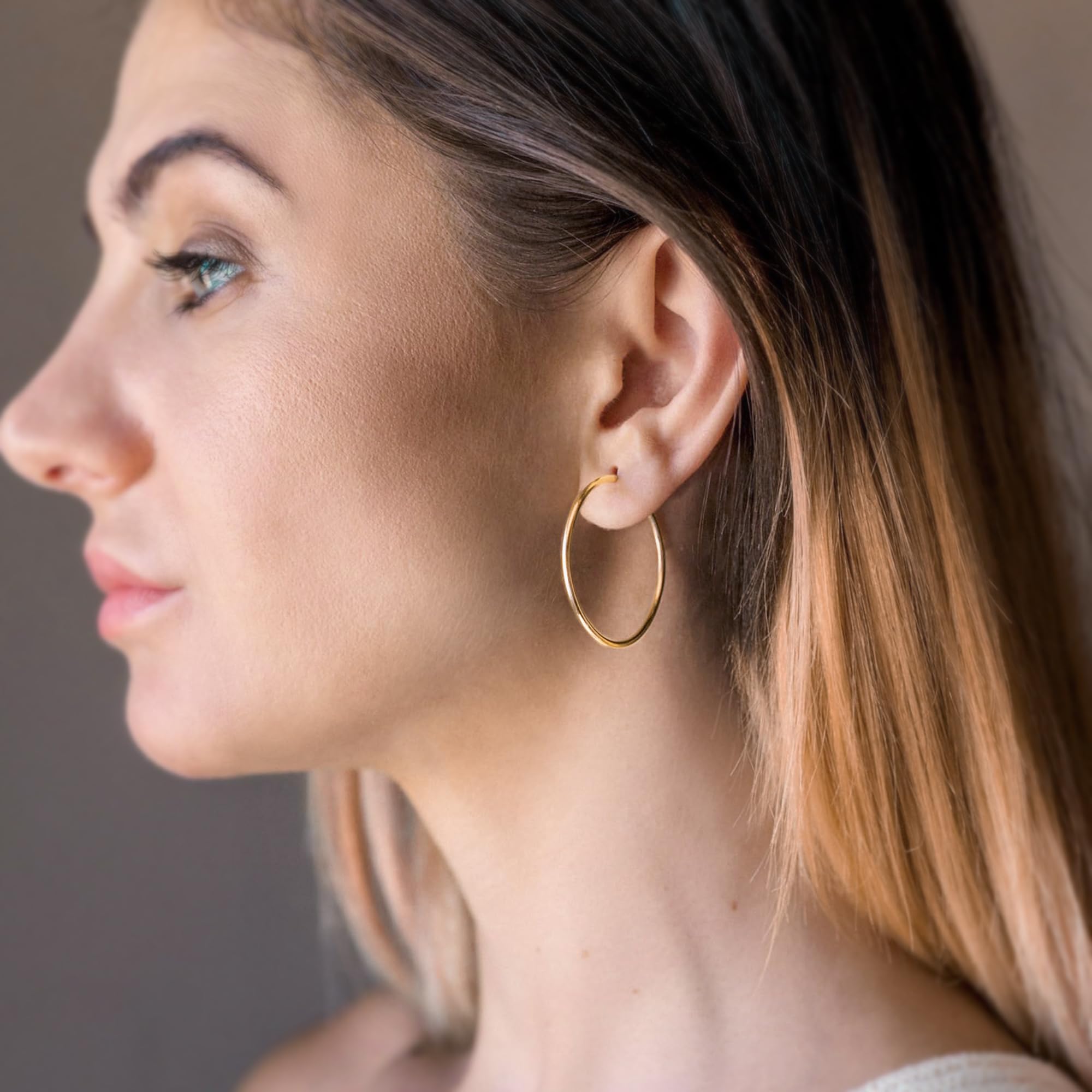 EDELIND Creolen Gold 333 585 Echtgold 30 mm - Ohrringe 2.5 mm breit, auch 750 Gelbgold - für Damen - mit edler Geschenkbox