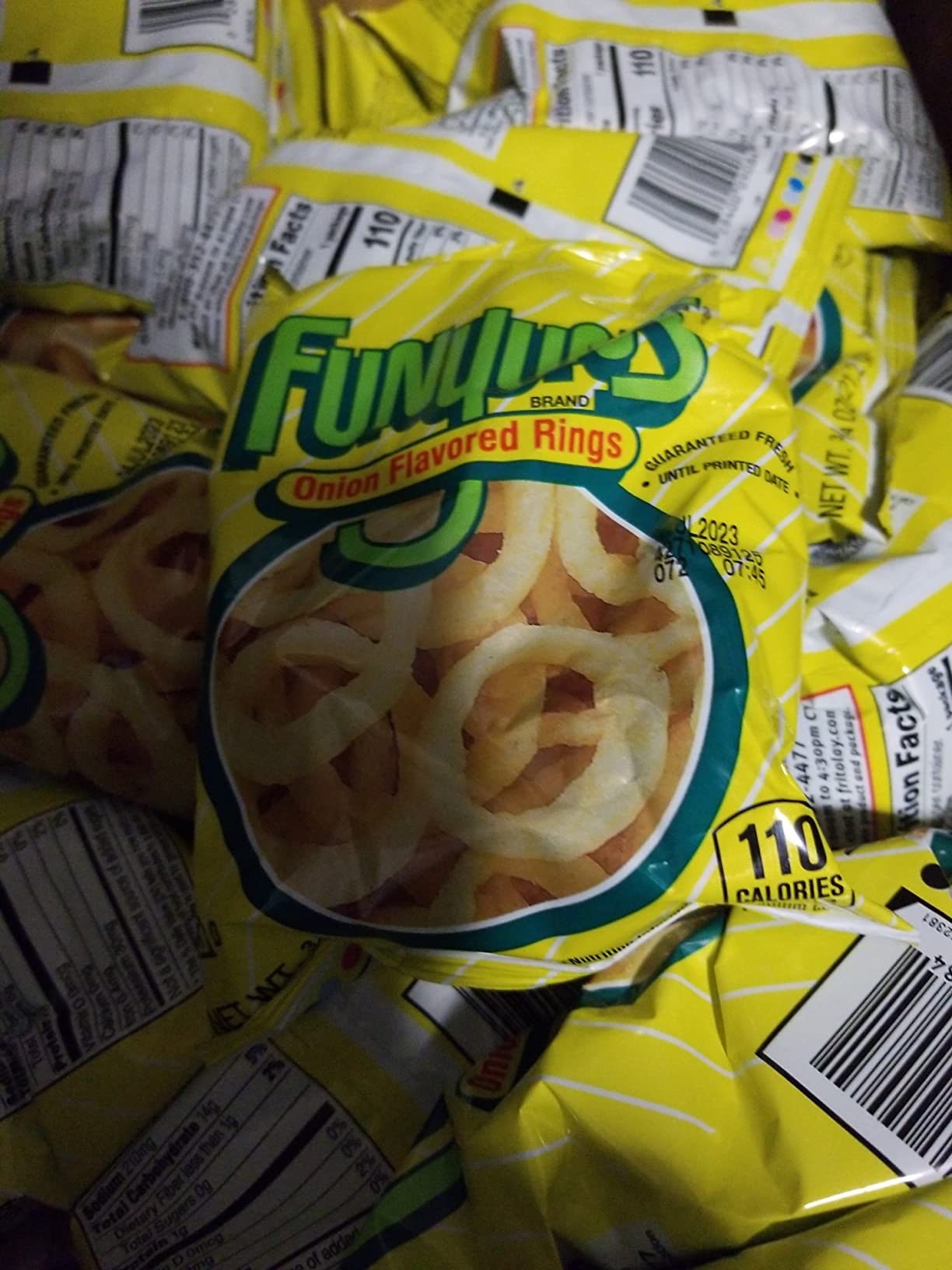 Amazon.com : Funyuns Onion Flavored Rings Original, 2.12 Oz ...
