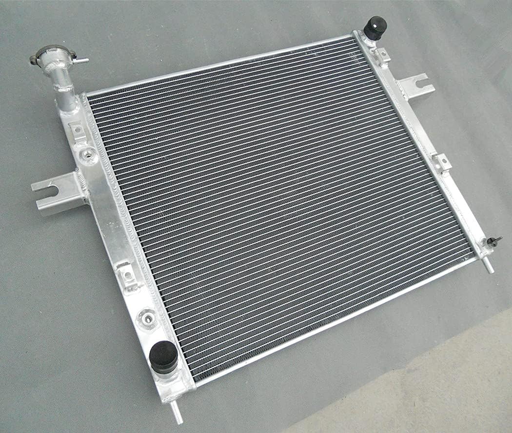 Aluminum Radiator For Jeep Grand Cherokee 4.0L L6 1999-2004 2003 2002 2001 2000 AT/MT Silver