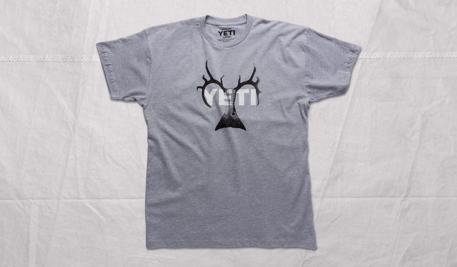 YETI Whitetail Redfish T-Shirt Short Sleeve Gray Medium