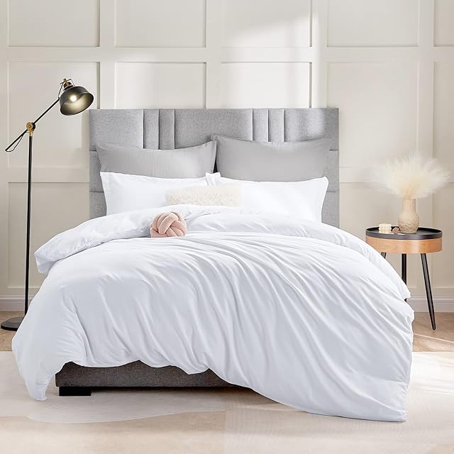 WAVVE Double Duvet Cover Set White Duvet Cover 200 x 200 cm with 2 Pillowcases 50 x 75 cm, Washed Microfiber Bedding Set with Zipper Closure, Soft and Comfortable