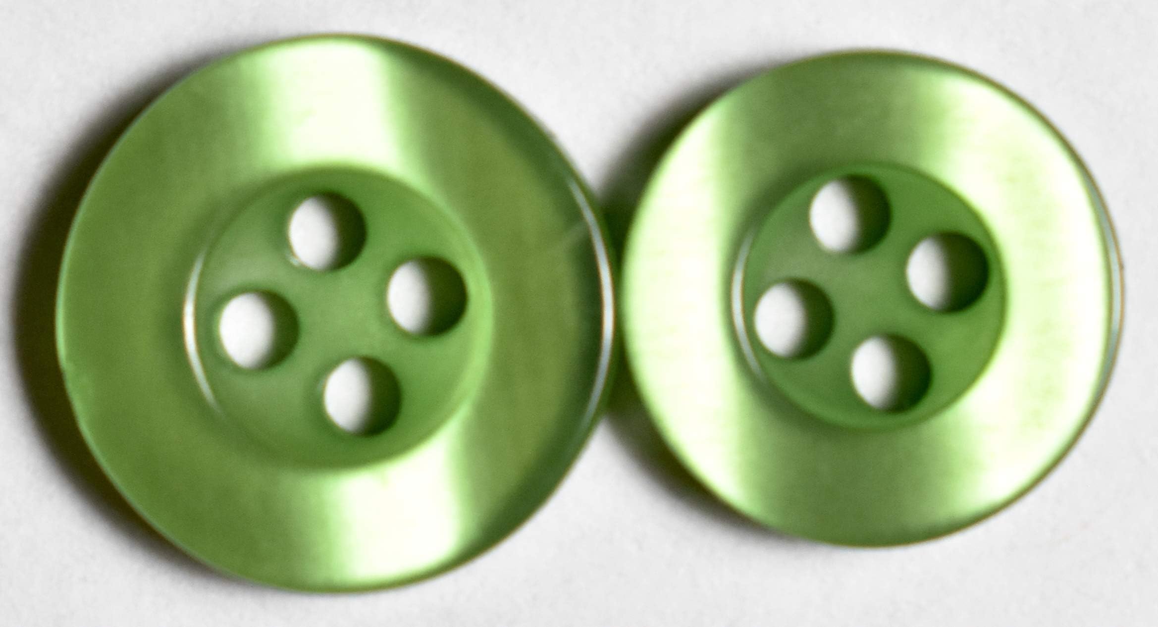 Dress Shirt Buttons 24pc Set - 16 Shirt Front Buttons 13mm (1/2in) - 8 Shirt Sleeve Buttons 11.5mm (7/16in) Olive Green