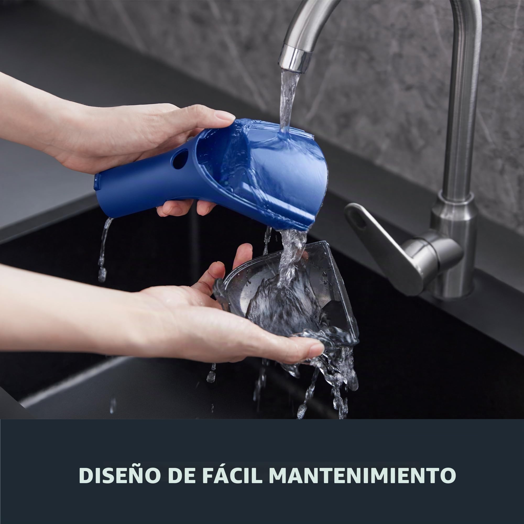 Eureka Aspirador de alfombras, Limpiador de Manchas Multisuperficie para Alfombras, Moquetas, Tapicería, Escaleras y Coche, Depósito de Agua Grande de 1.5 L, NEY100 con Fórmula Limpiadora, Azul
