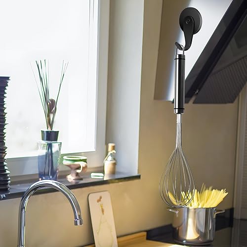 Vista 33 de FYY Percha magnética para corona, paquete de 2 imanes resistentes con gancho para refrigerador, ganchos magnéticos para decoración de Navidad