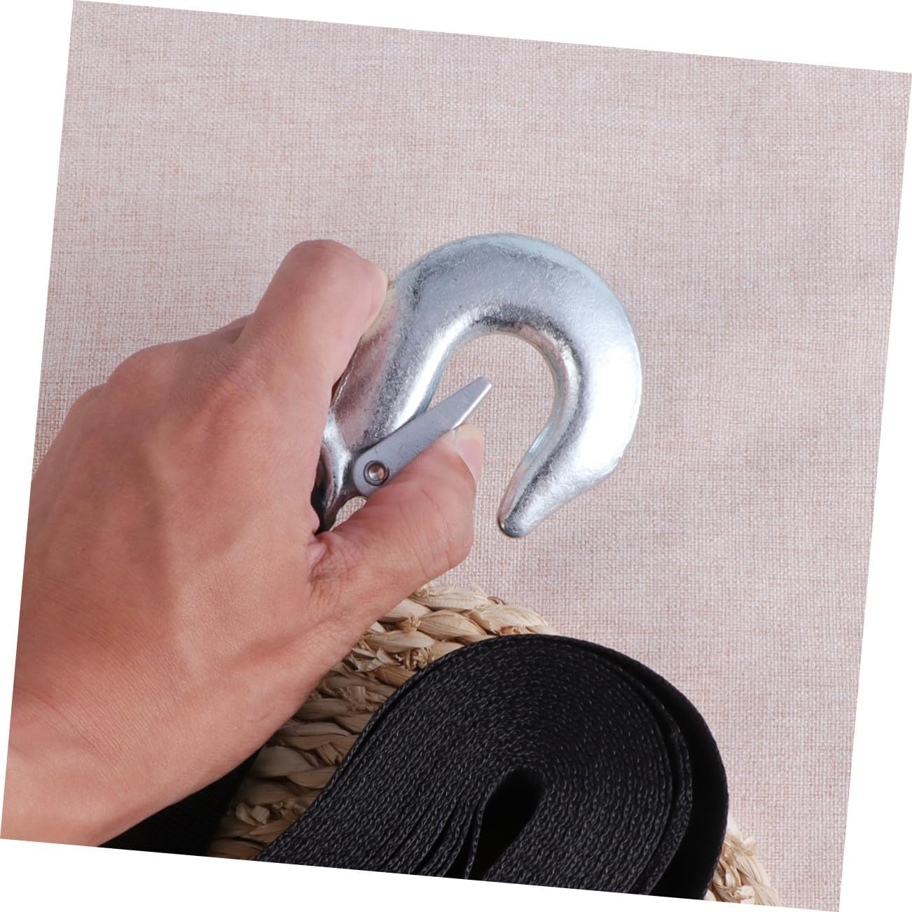 SOLUSTRE Heavy Duty Towing Strap Winch Rope for Car Trailer Nylon Winch Rope Forged Hooks Car Trailer Straps Sturdy