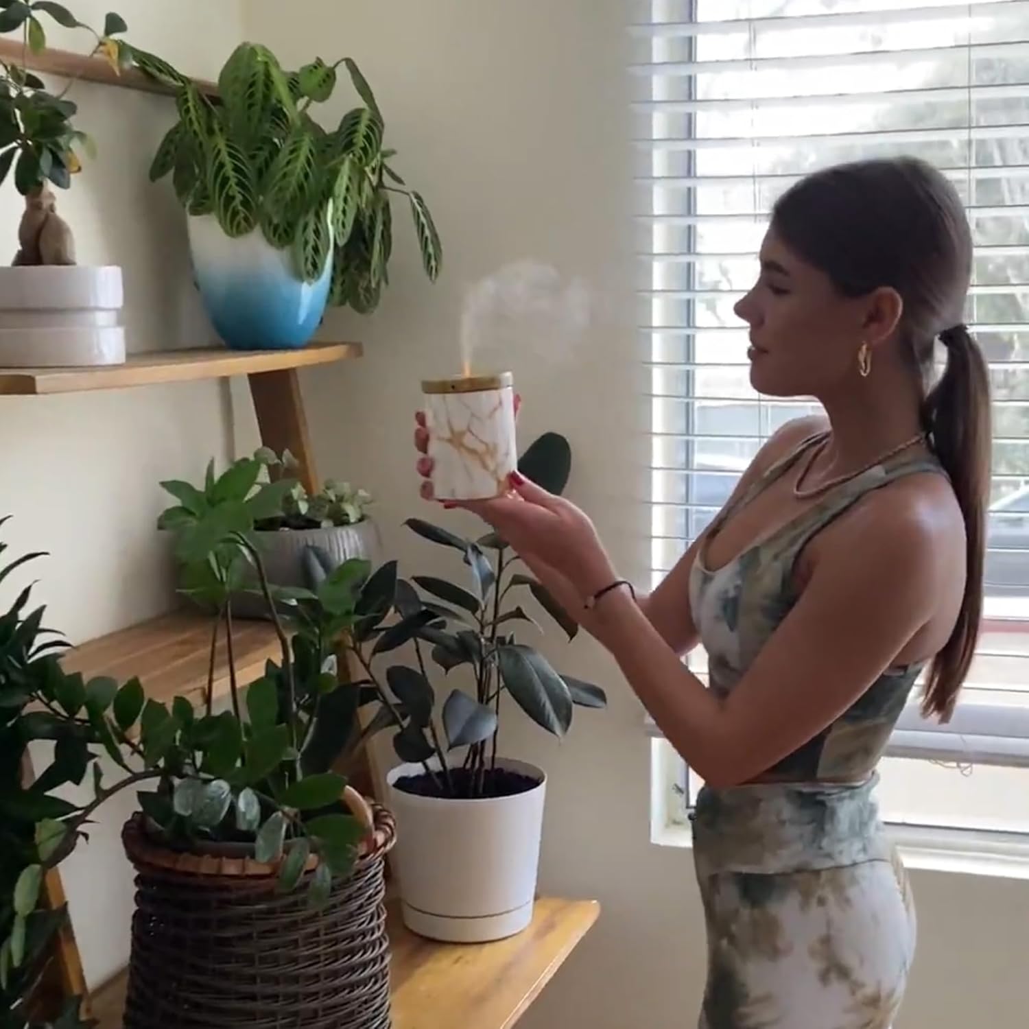 Candyl Diffuser Starter Set with 3 Essential Oils- Ceramic Candle Diffuser with Rechargeable Battery