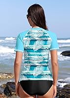 Vista 125 de BesserBay Women’s Rash Guard Shirt UPF 50+ Half Zip Short Sleeve Quick Dry Swim Shirt Swimsuit Tops