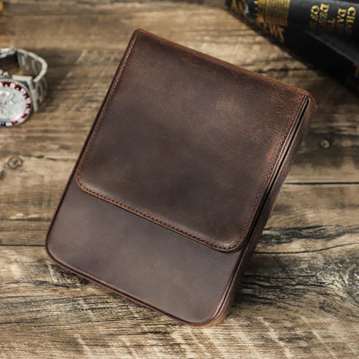Astuccio Porta Penne in Cuoio Fatto a Mano per 6 Penne, Design Interno Compatto Coperchio, Elegante e Semplice, per Regali e Celebrazioni di Festival
