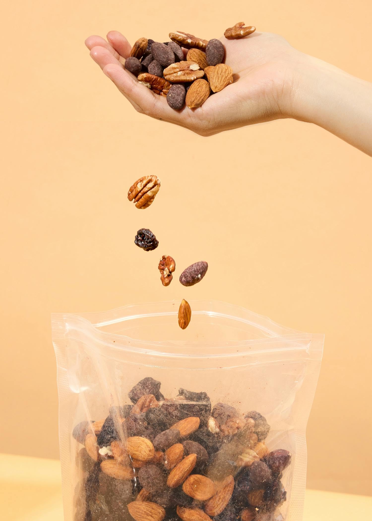 KoRo - Mélange d'oléagineux au chocolat avec griottes 1 kg - Snack idéal - Chocolaté et fruité - Grand emballage pratique