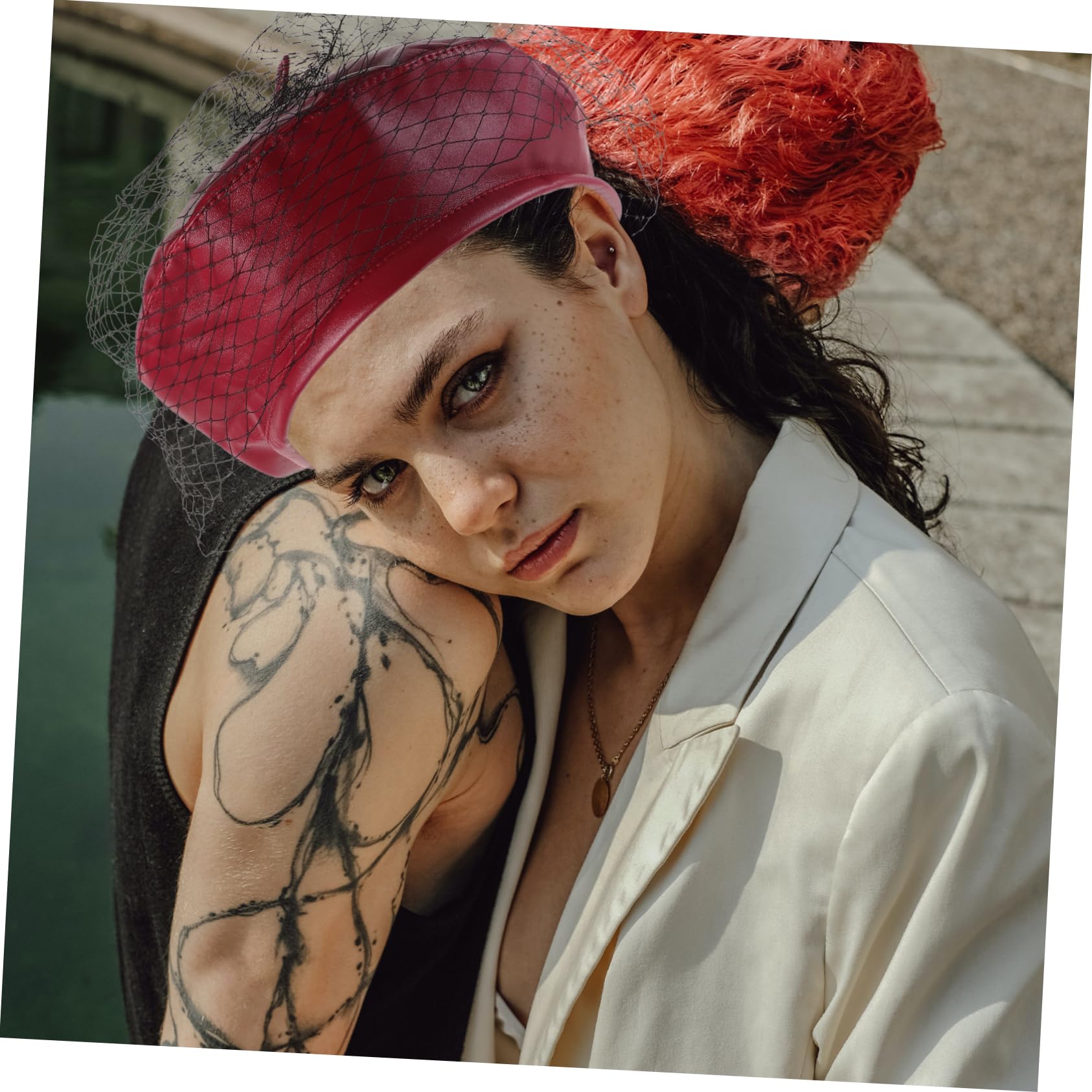 PartyKindom Unique French Beret Hat Veil Decorative Artist Hat Women's Fascinator for Special Occasions