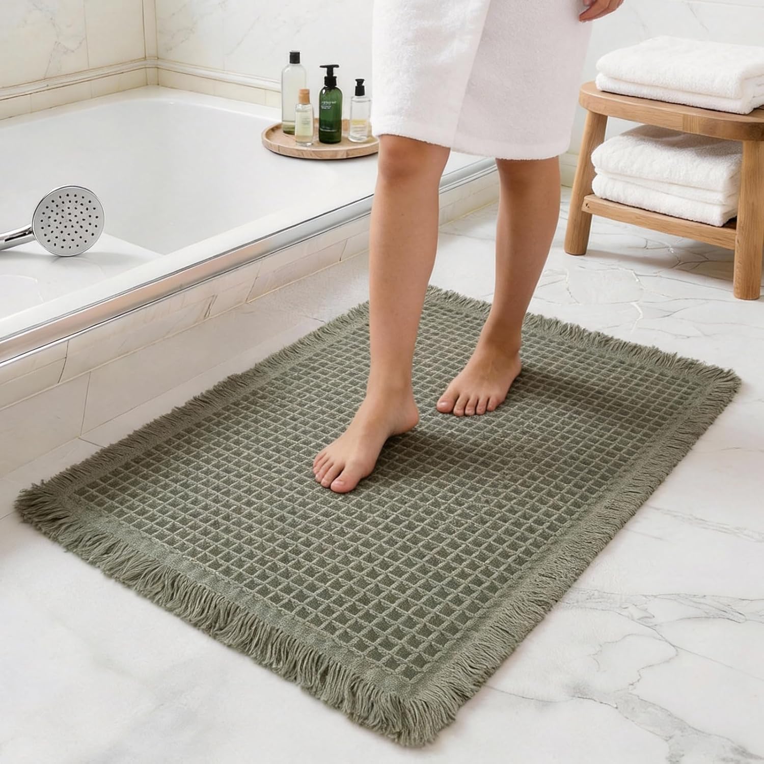 Waffle Bathroom Rugs, Super Absorbent Boho Bath Mats, Non-Slip Shower Mats for Bathroom Floor and Tub, Ultra Soft Waffle Weave Runner Mat, Quick Dry, Olive Green, 18x30 Inch
