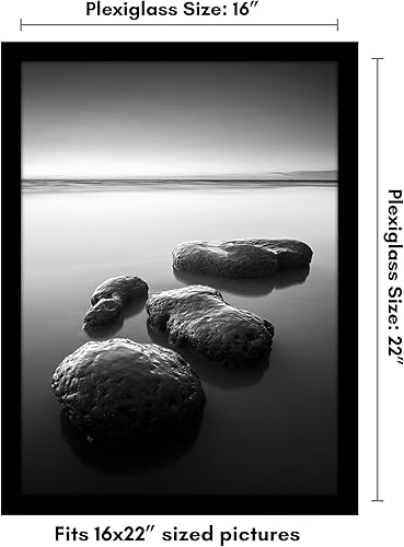 Vista 202 de Americanflat - Marco para póster de 71 x 74 cm con plexiglás pulido, portarretratos negro de madera industrializada, Epic Collection, marco ancho