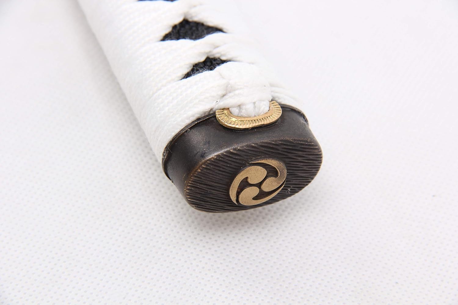 Full Functional Traditional Samurai Katana Sword, 1045 Carbon Steel, Hand Forged, Full Tang, Sharp,Painted Tsuba, Black Scabbard with Kozuka
