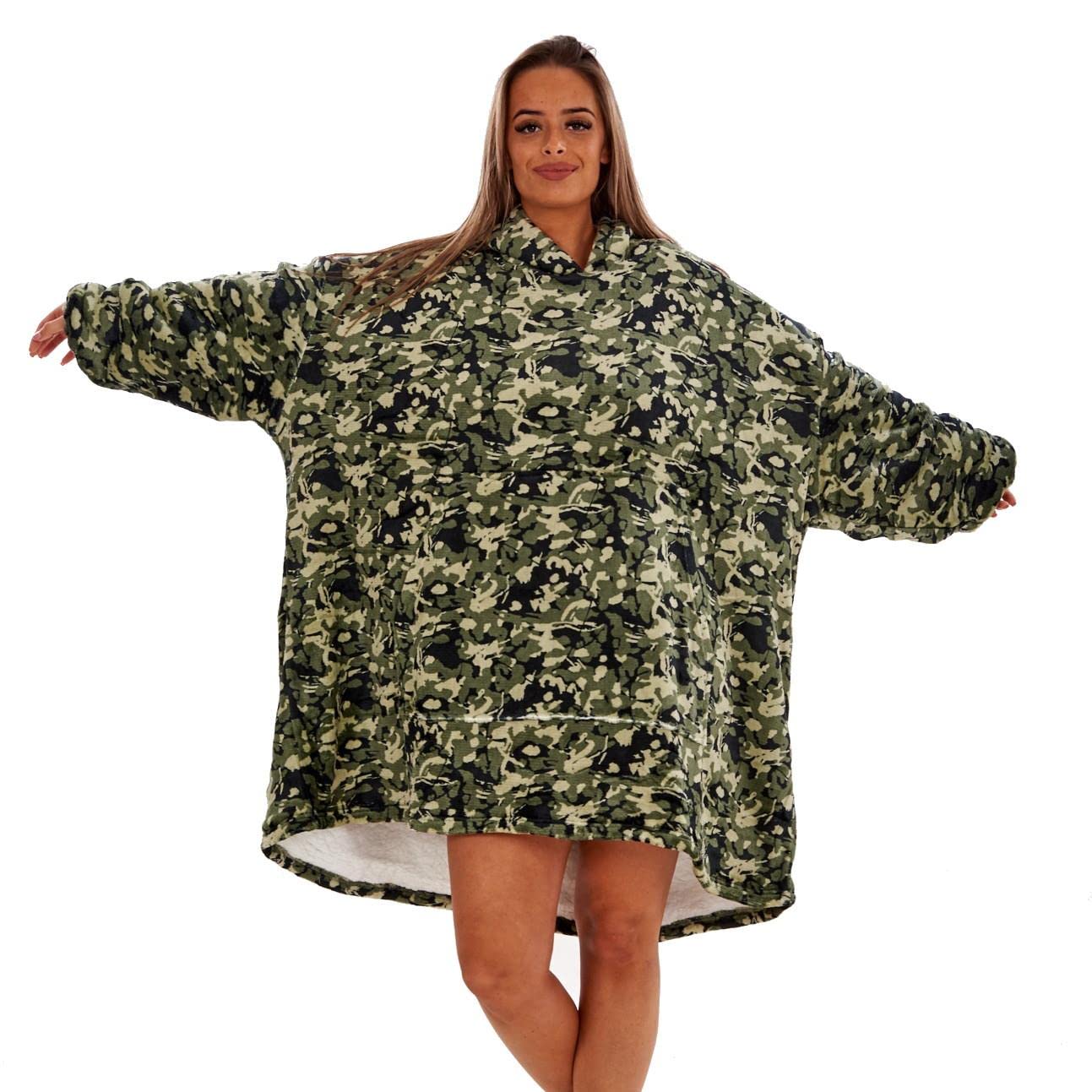 Keanu Unisex Multi Kl758 - Green Gamo - Fully Lined Hooded Lounger - Aop - Adult Size