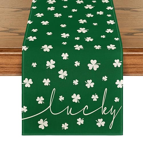 Artoid Mode Green Lucky Shamrock St. Patrick's Day Table Runner,