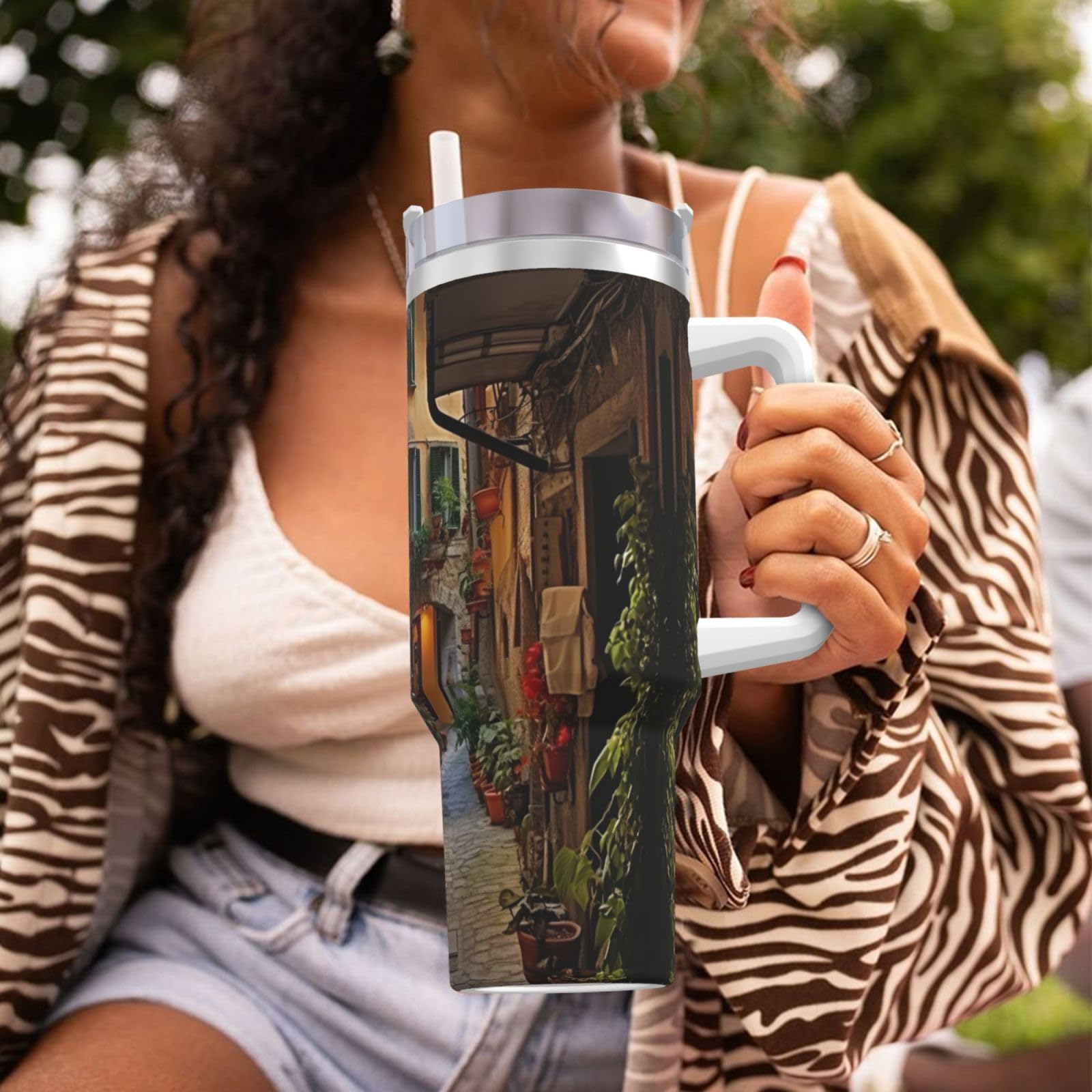 Italian Old Street Wasserflasche aus Edelstahl, doppelwandig, isoliert, mit Griff und Strohhalm-Deckel, 1,2 l