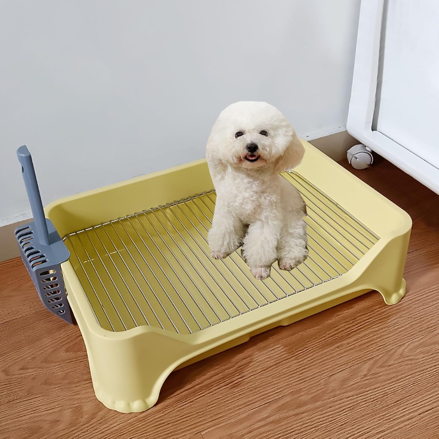 Bac à litière pour chien jaune et plateau d'apprentissage de la propreté pour chiot