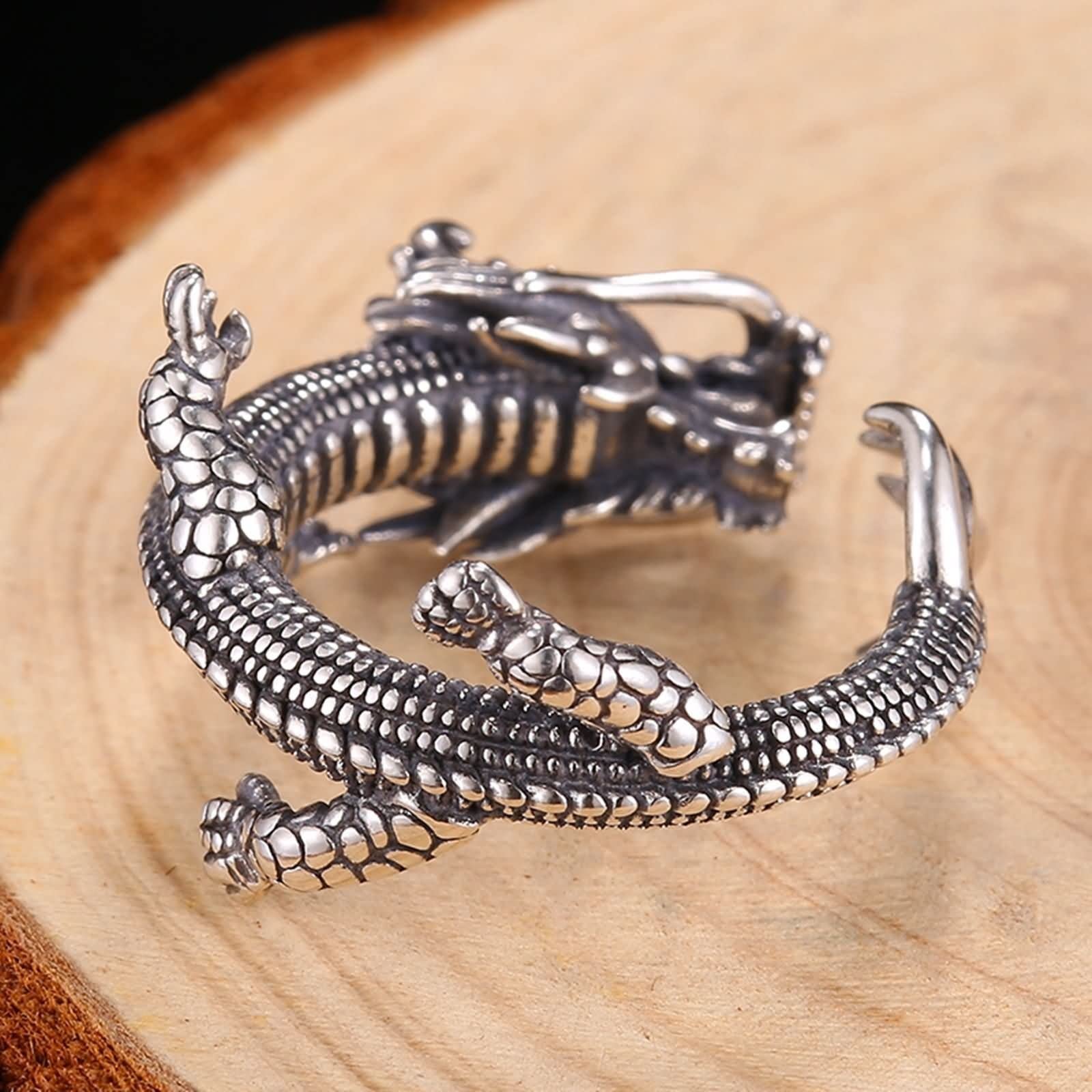Anillos de acero inoxidable ajustables, anillo de compromiso de plata para él, dragón chino con ojos rojos, tamaño O 1/2-T 1/2, O 1/2-T 1/2, Sin piedras preciosas