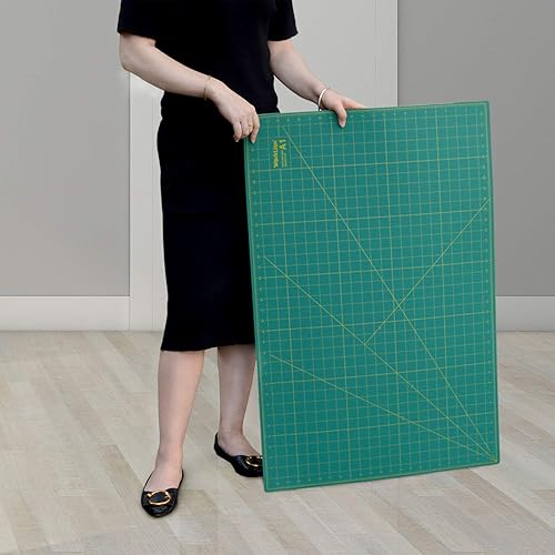 Vista 19 de WORKLION Alfombrilla de corte de PVC autocurable de 12 x 18 pulgadas, doble cara, tabla de cortar giratoria a cuadrícula para manualidades, tela