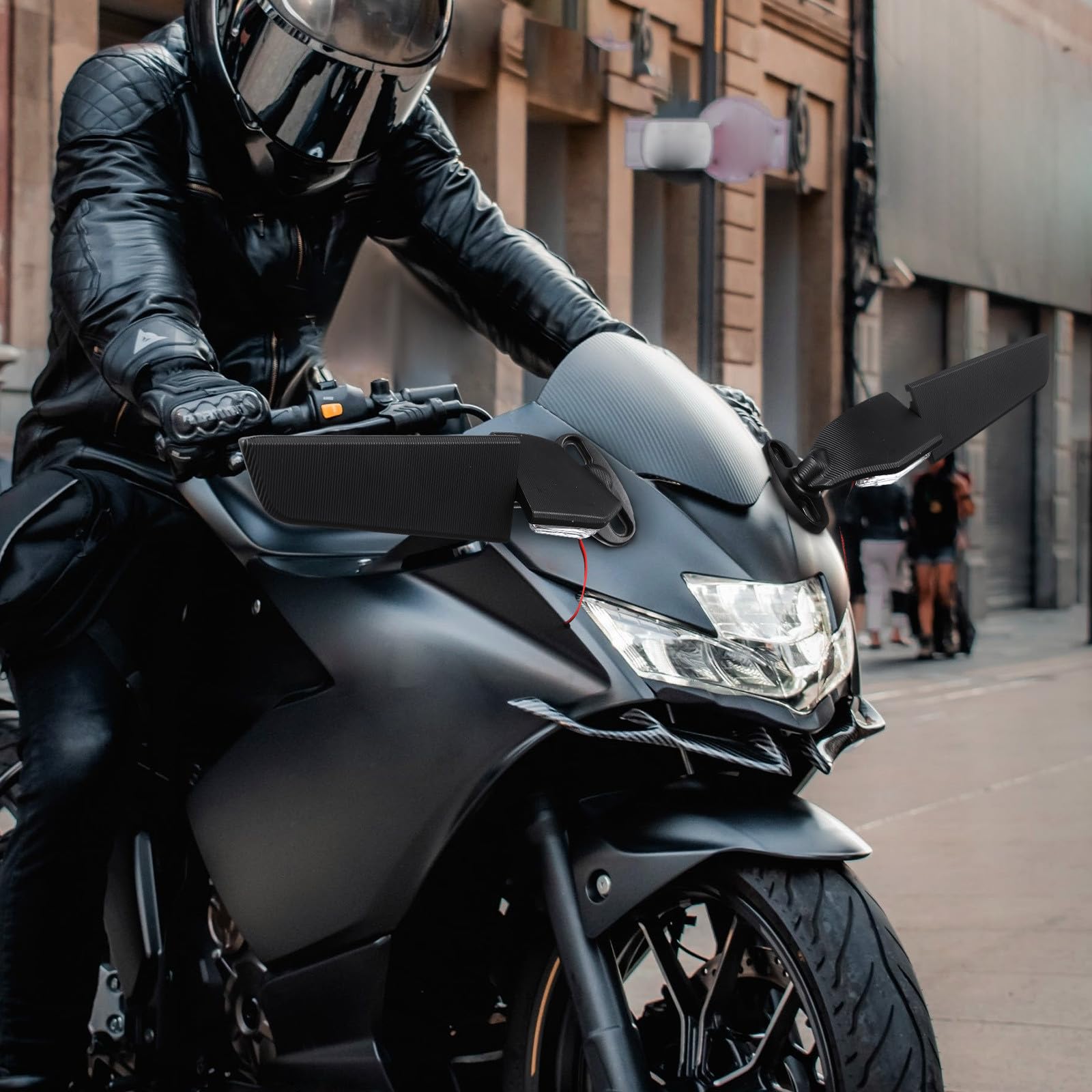 ULTECHNOVO Specchietti Laterali per Motociclette Frecce Integrate LED, Specchietti Retrovisori Robusti Grandi Neri per Guida Urbana