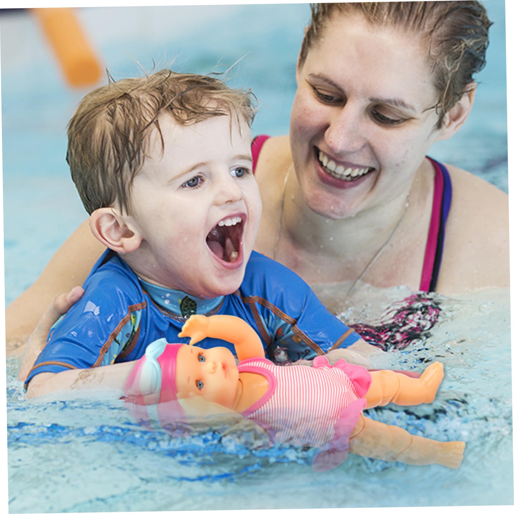 Bambolina Nuota con Giunto Mobile Bambolina Nuoto a Rana Alimentata a Batteria con Tuta Staccabile Bambolina Realistica Impermeabile per Piscina Senza Batteria