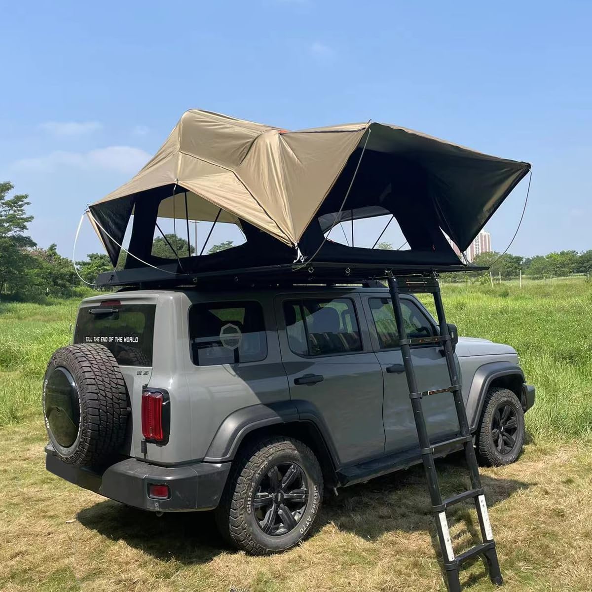 Lightweight Hard Shell Rooftop Tent for Cars, Waterproof & Breathable, with Moisture-Proof Mattress, Easy Setup for Camping & Travel, Fits Most Vehicles