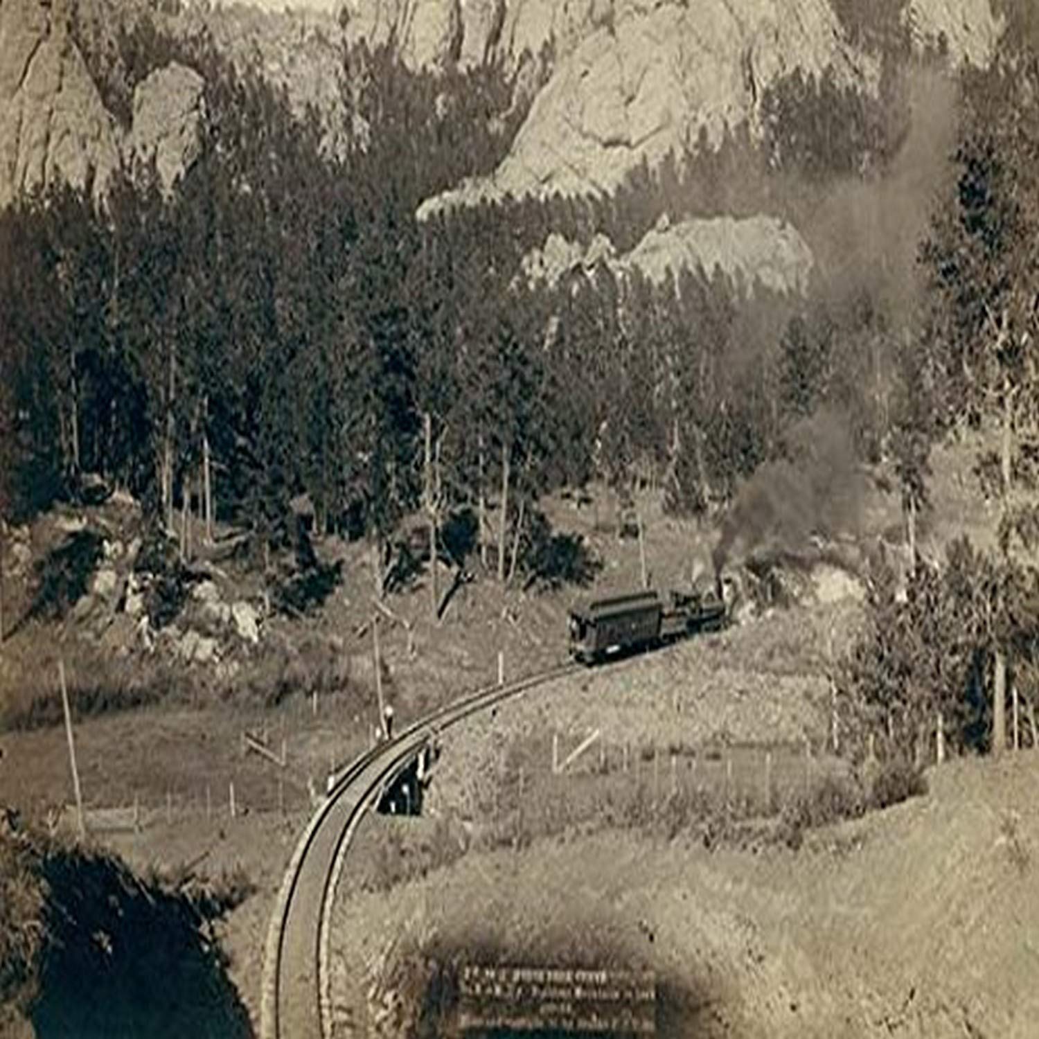 Buyenlarge 0-587-23800-3-G1827 '"Horse Shoe Curve." on Burlington and Missouri River Railway. Buckhorn Mountains in Background' Giclee Fine Art Print, 18" x 27"