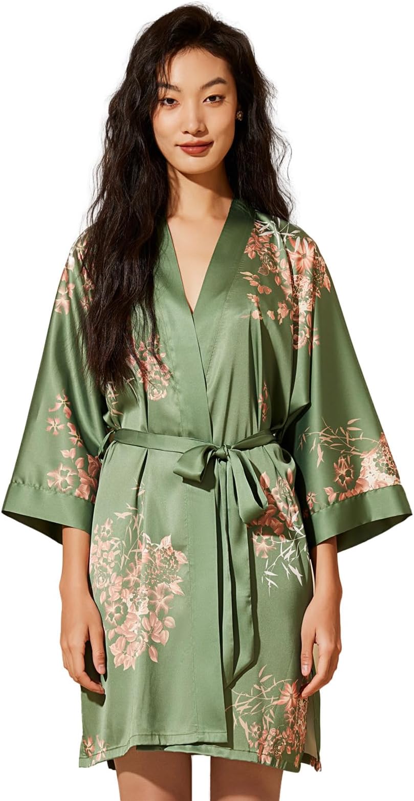 Ulivary Women's Floral Silk Kimono Japanese Bridal Robe Short Luxury Designer Robe Asian Photoshoot Outfits