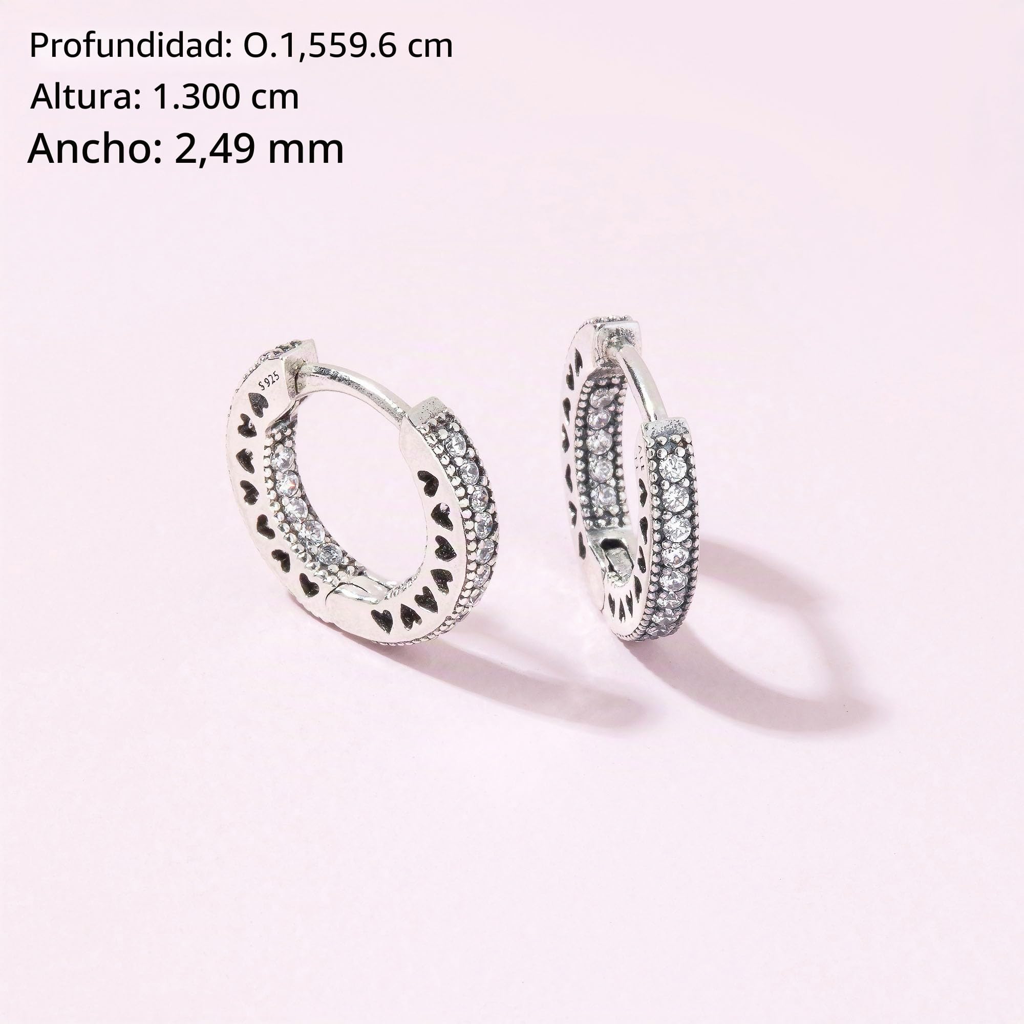 PANDORA Signature Pendientes de aro con forma de corazón y engaste pavé