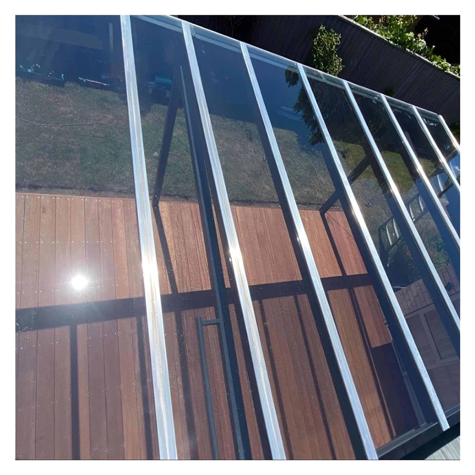 Panneau polycarbonate transparent pour toiture de pergola, abri de jardin et carport