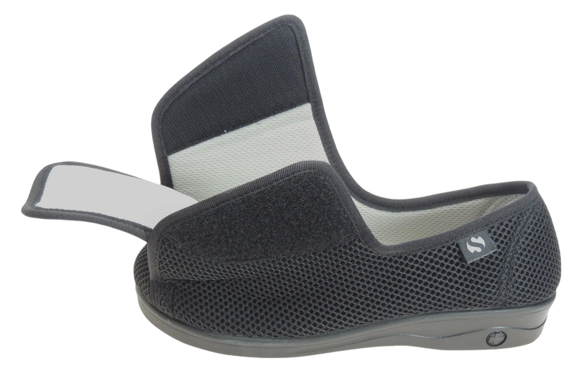 Calzados Romero Zapatilla para Pies Delicados en Ancho Especial para Mujer Tratamiento Antibacteriano Sanitized Negro Talla 38