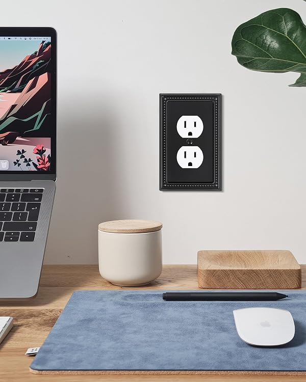 TREEWELL 4-Pack Duplex Switch Plates and Outlet Covers, Black by treewell - Used condition - Image 6