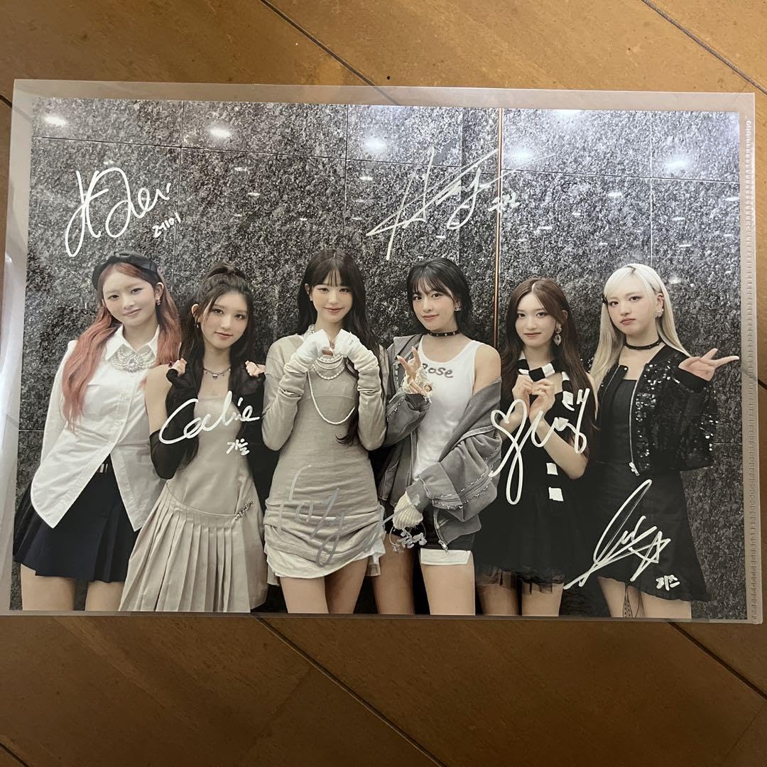 IVE リズ サイン入りタオル IVE リズ サイン入りタオル IVE リズ サイン入りタオル 2025年最新