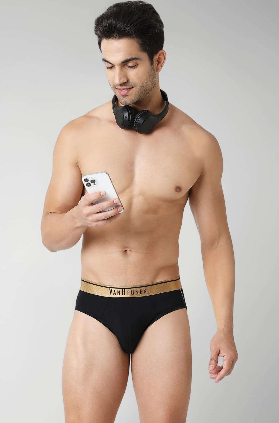 Van Heusen Men Anti Bacterial Briefs - Colour Fresh, Moisture Wicking