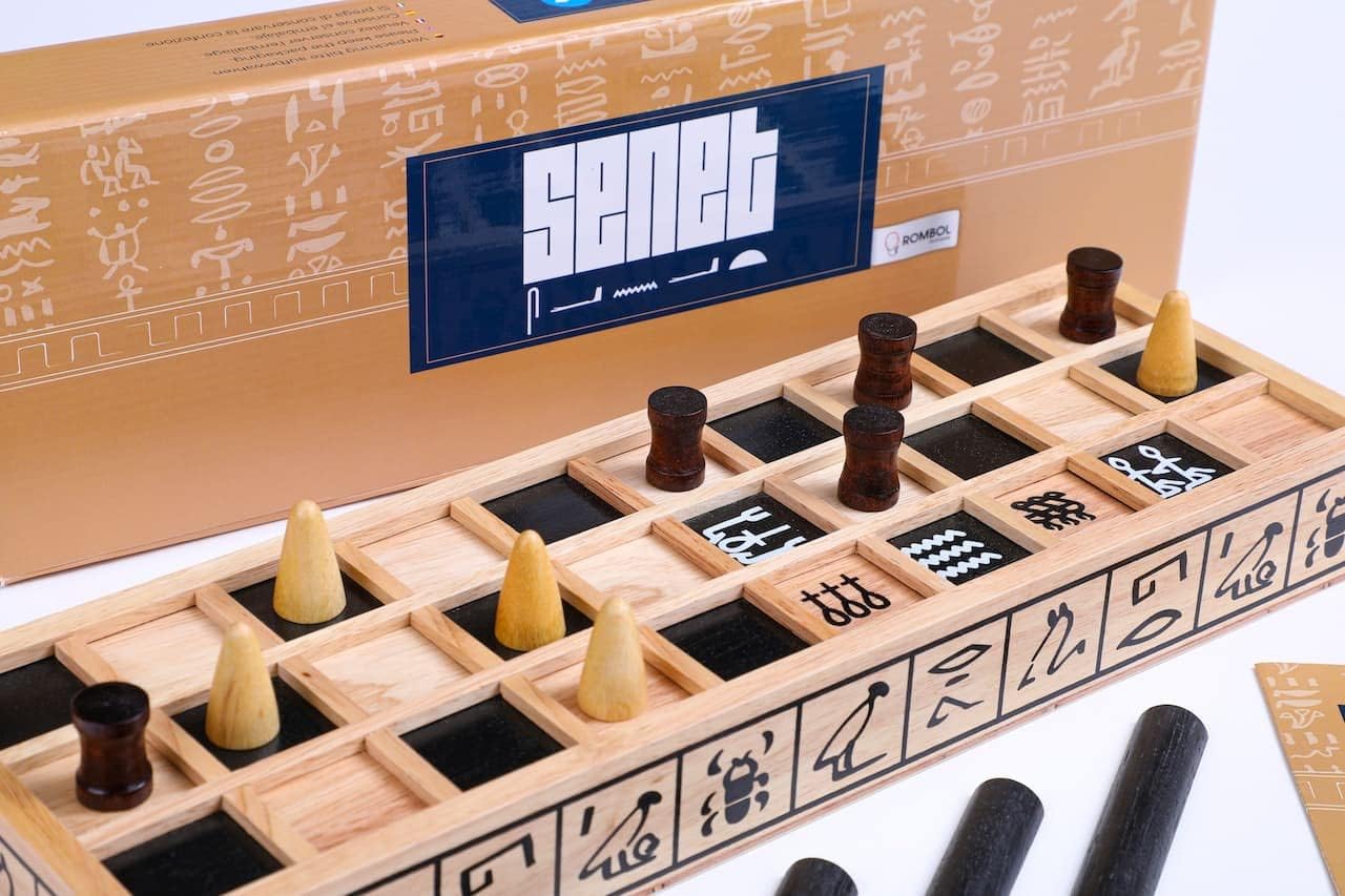 Rombol Senet - The Ancient Egyptian Game of the Pharaohs