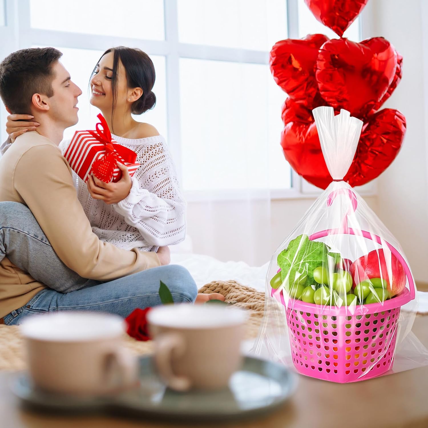 18 Set Mother's Day Heart Baskets with Handle 8" x 6.8" x 4.4" Plastic Heart Baskets Hollow Fruit Food Storage Containers with Gift Bags for Fruit Vegetables Mother's Day Party Favors