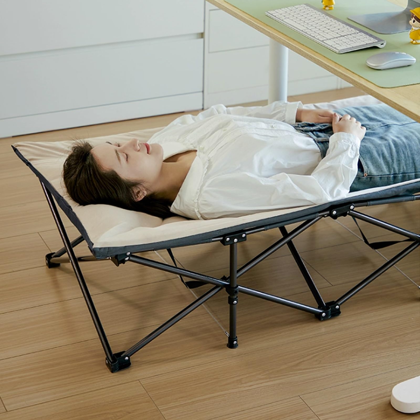 Brandina da Campeggio con Materasso, Lettino da Campeggio con Tasche Laterali, Supporto Robusto Fino a 400 Libbre, Nessuna Installazione, Letto Pieghevole Leggero e Confortevole