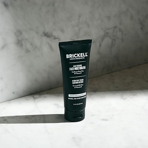 Miniatura 5 de Brickell Daily Defense SPF20 - Hidratante facial para hombres, natural y orgánico, protector solar mineral hidratante facial de óxido de zinc,