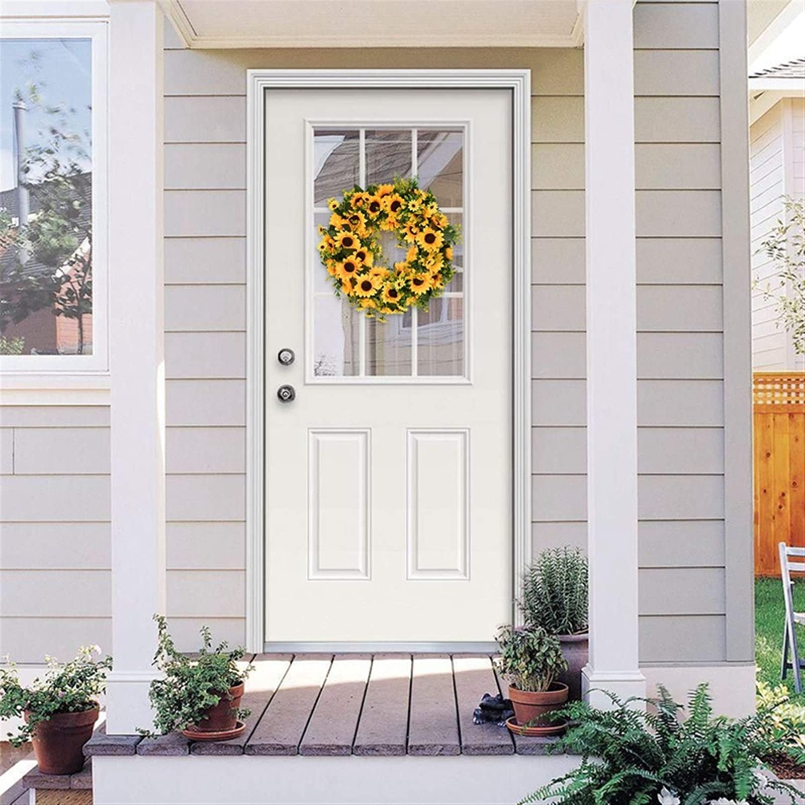 16 inch Decorative Fake Flower Wreath with Yellow Sunflower and Green Leaves ，Practical Artificial Sunflower Summer Wreath