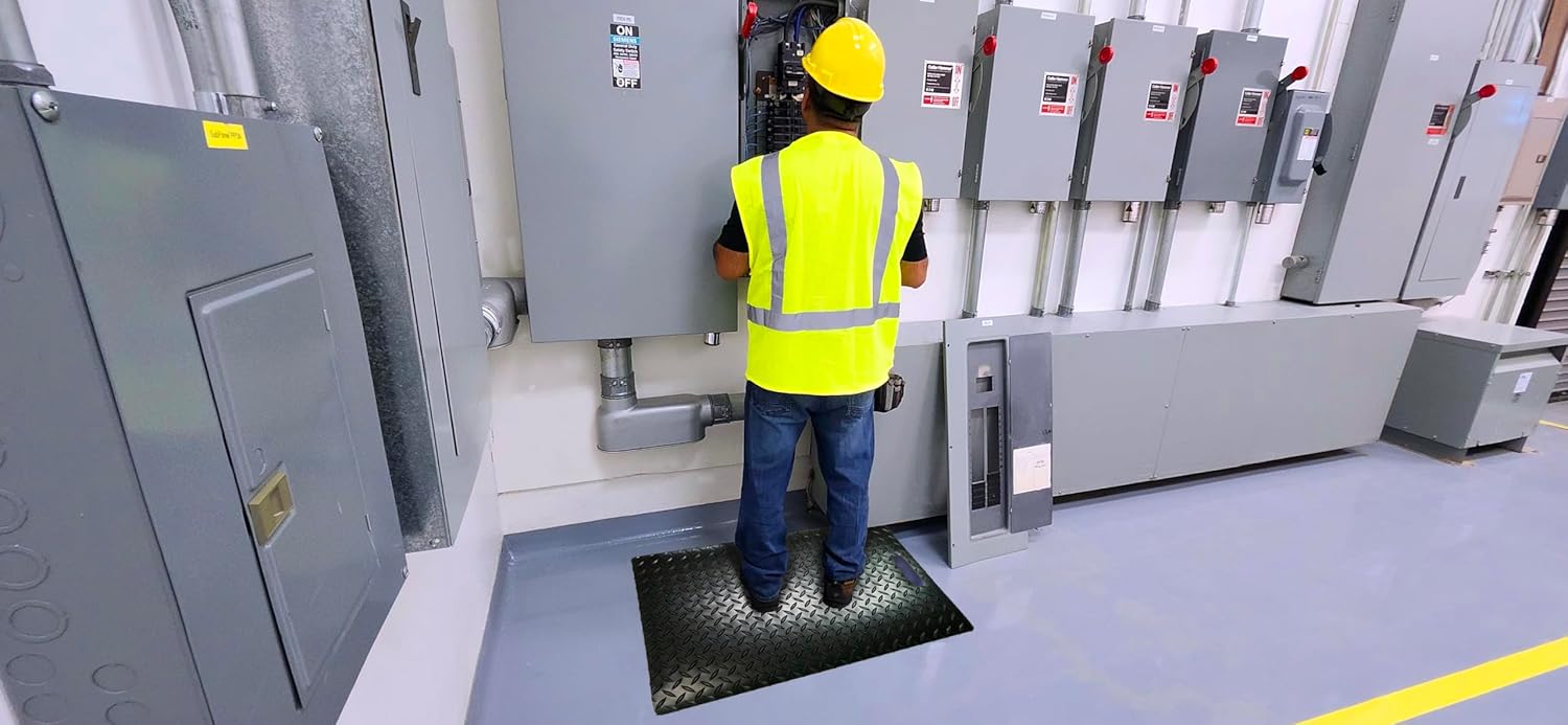 Rhino Switchboard Fusebox Safety Mat 1/4" Thick Heavy Duty Diamond Plate and 1/2" Thick Extreme Duty Corrugated Safety Mat (Heavy Duty Black Diamond, 2' x 3' x 1/4") (Patent No.: US D1,097,634 S)