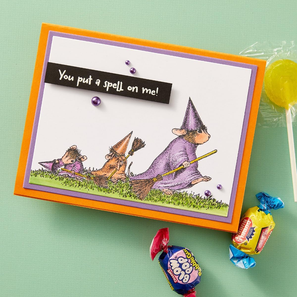 Spellbinders RSC-039 Halloween Flight Cling Rubber Stamp Set from The House-Mouse Holiday Friends Collection