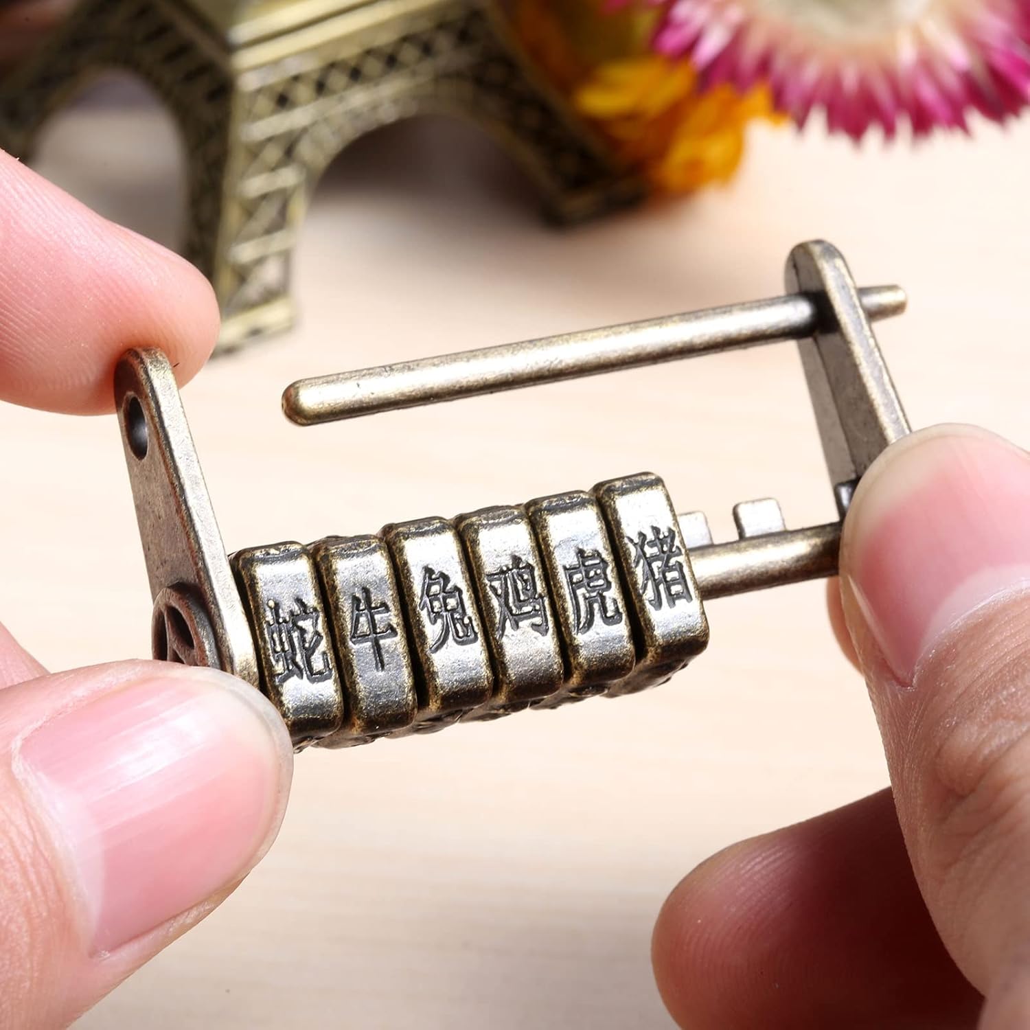 27 * 44mm Zinc Alloy Chinese Zodiac Old Vintage Antique Bronze Keyed Padlock Retro Combination Password Lock Jewelry Box Padlock