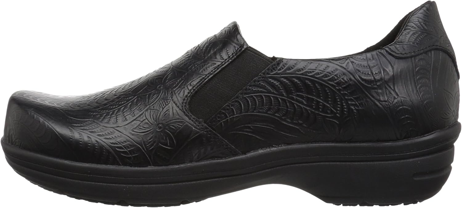 Easy Works Womens BindHealth Care Professional Shoe