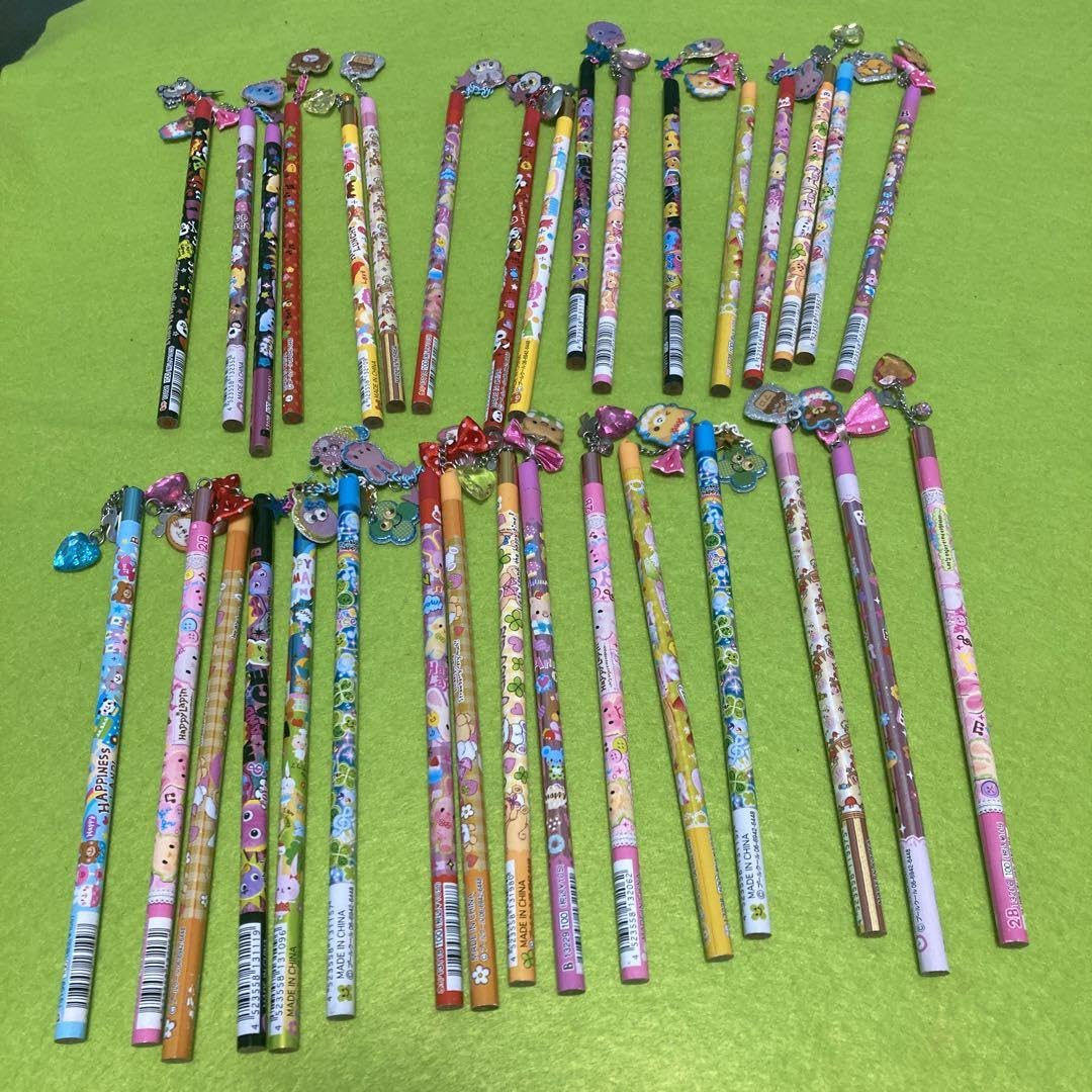 Amazon | 平成レトロ チャーム付き鉛筆 33本まとめて | 鉛筆