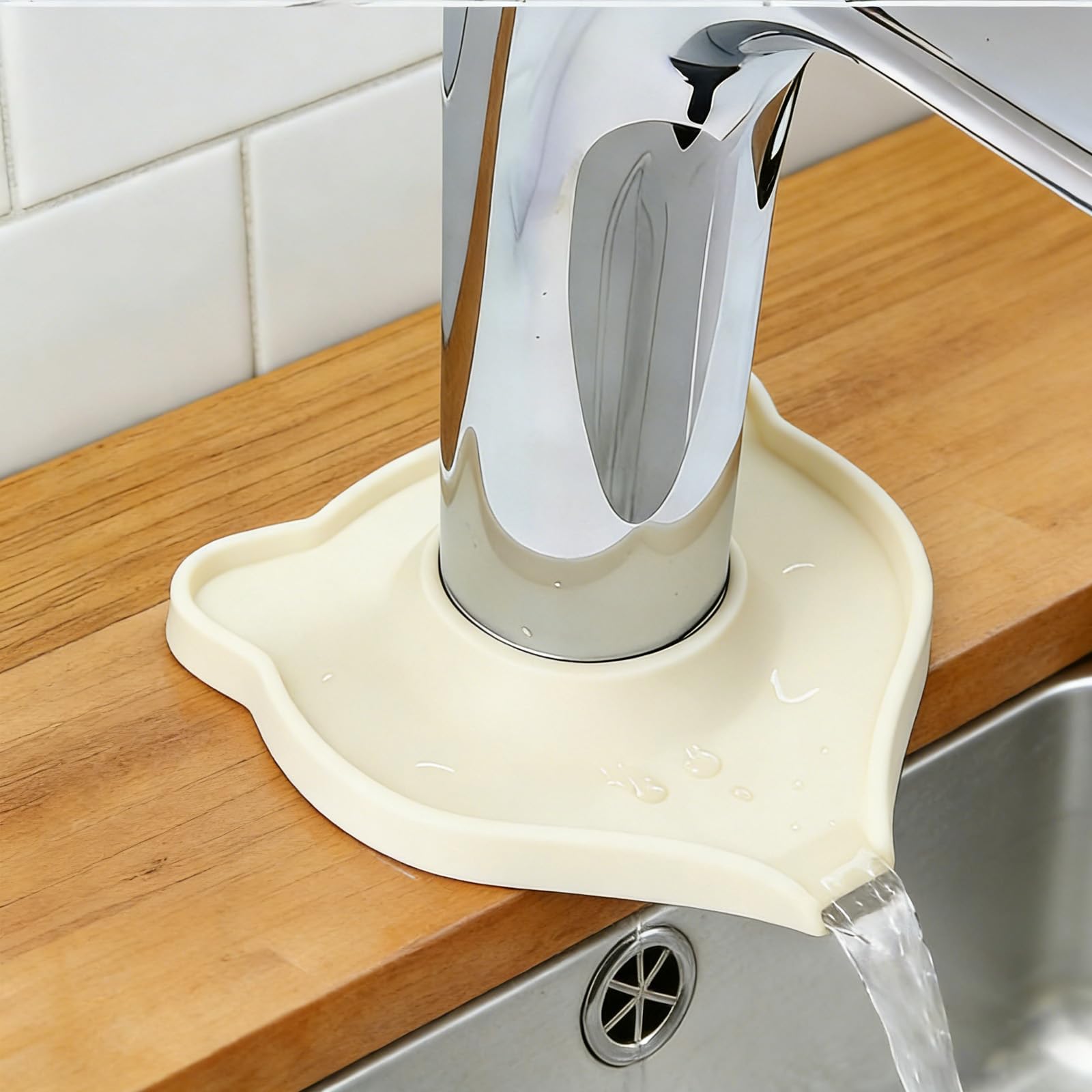 WSIWZAI Compact Silicone Kitchen Sink Faucet Splash Proof Mat, Tap Water Diversion Splash Guard Drain Pad(White,2PCS)