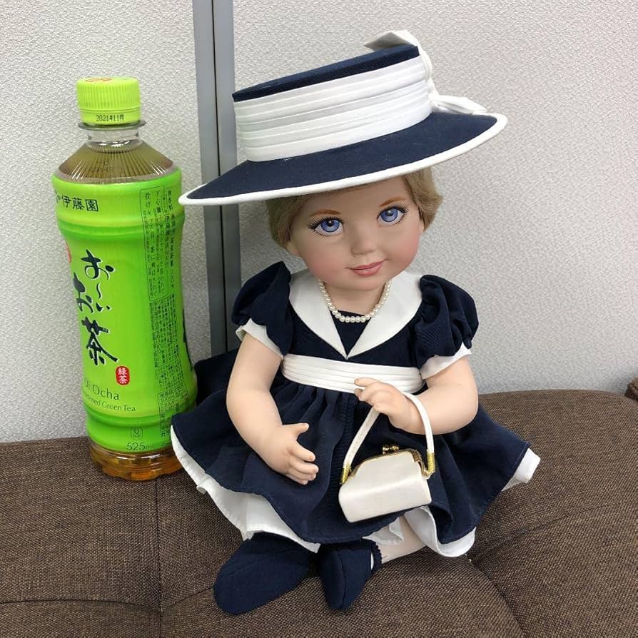 プリンセス　ダイアナ　人形 Amazon | プリンセスダイアナ人形 紺 陶器製 限定生産 | 人形