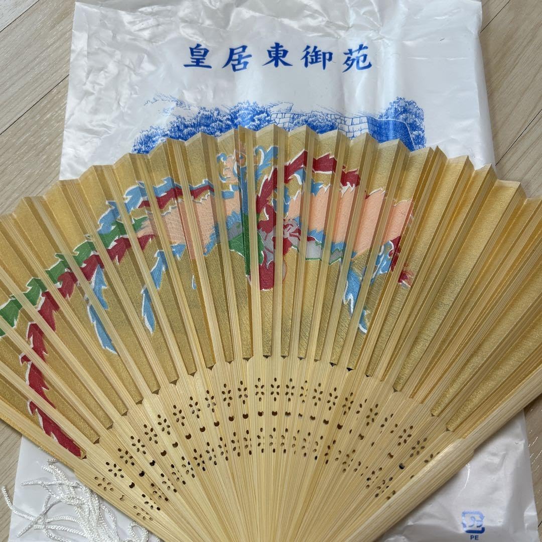 Amazon.co.jp: 天皇 emperor 皇居東御苑 扇子 sense : ファッション